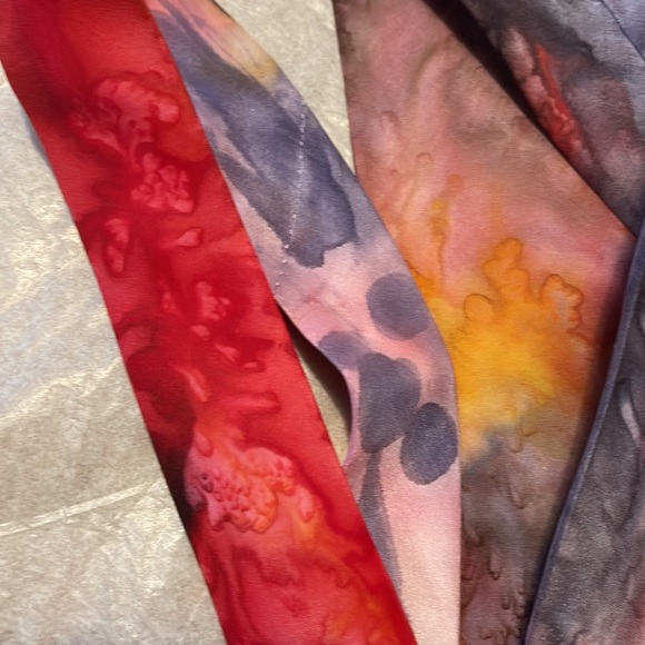 Used silk tie - Picture 7 of 8